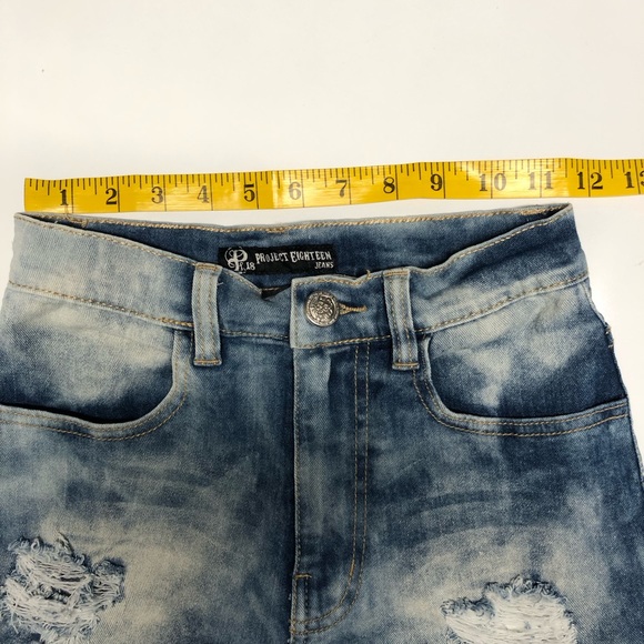 Project eighteen high rise frayed short size S - Picture 4 of 9
